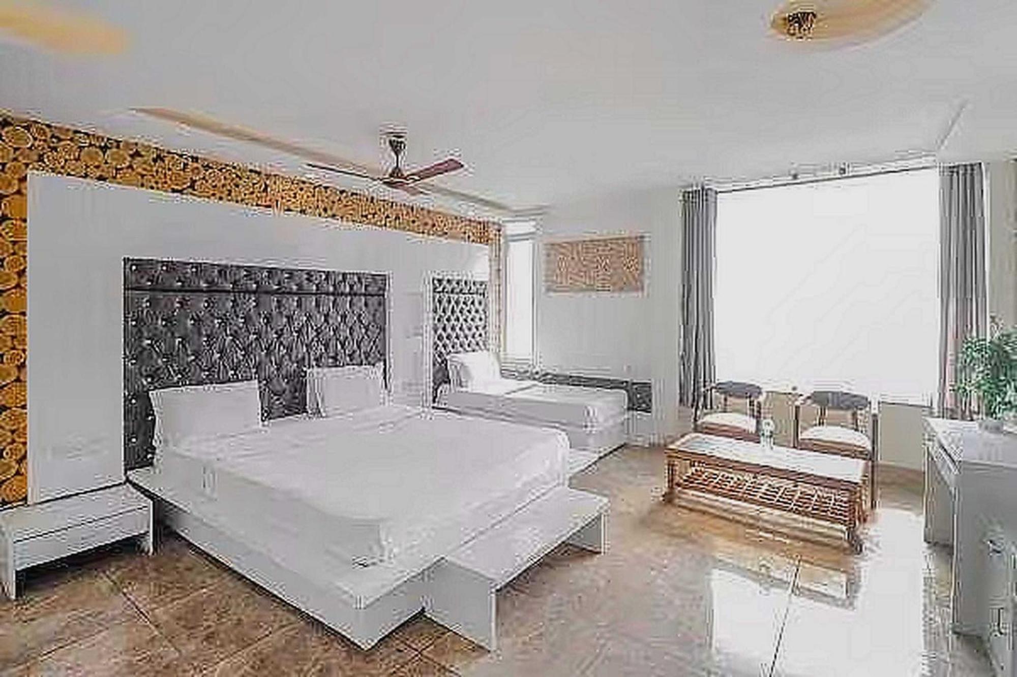 Super Hotel O Vivaan Residency Rohtak Esterno foto
